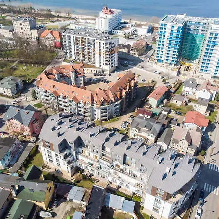 Rent Like - Marea Apartment